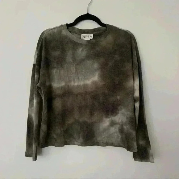 For the Republic Olive combo knit Henley Size Small - Picture 2 of 9